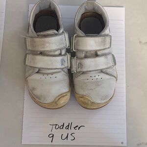 PLAE White and Tan Kids Sneakers